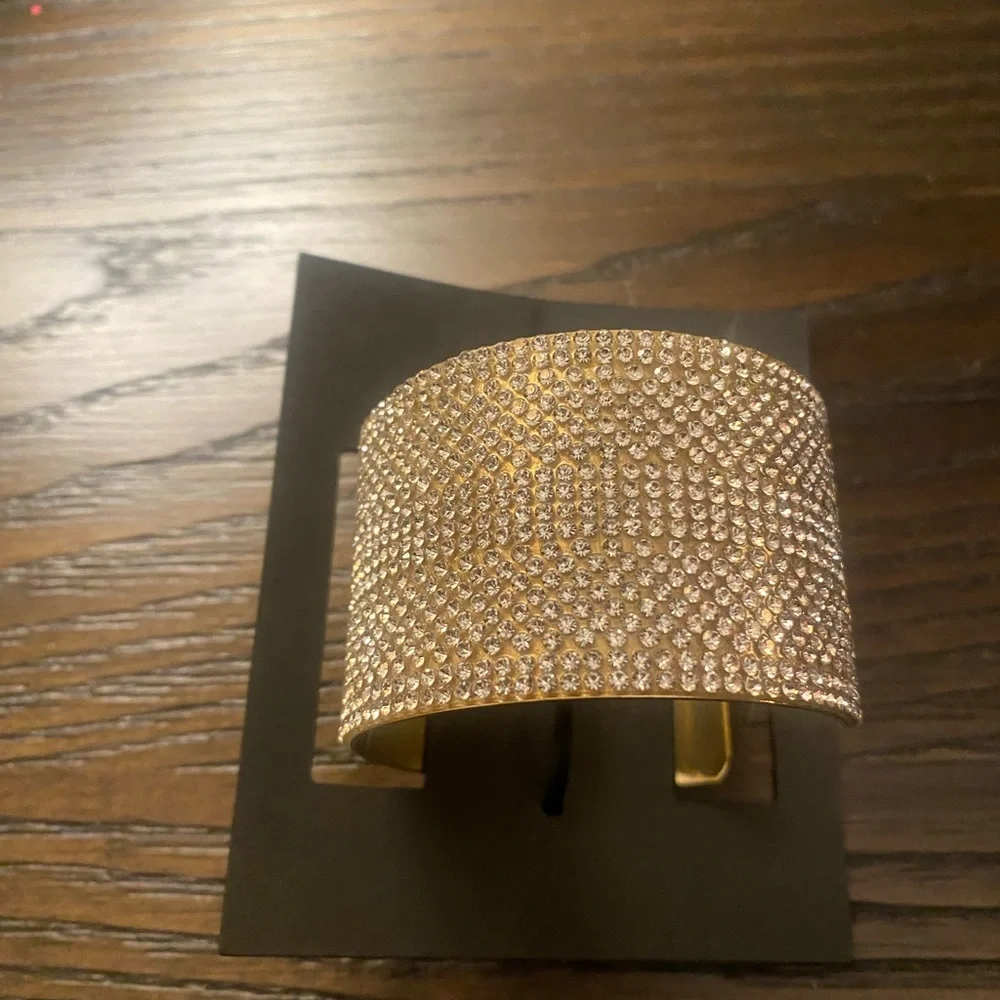 NEW Bebe sparkly gold bracelet.